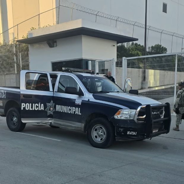 Balean a Policía Municipal Durante Búsqueda de Auto Robado con Violencia en Tijuana